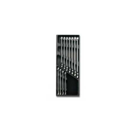 Termoformato con 11 utensili Art. T13