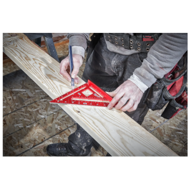 SQUADRA TRIANGOLARE PER COPERTURE 180mm