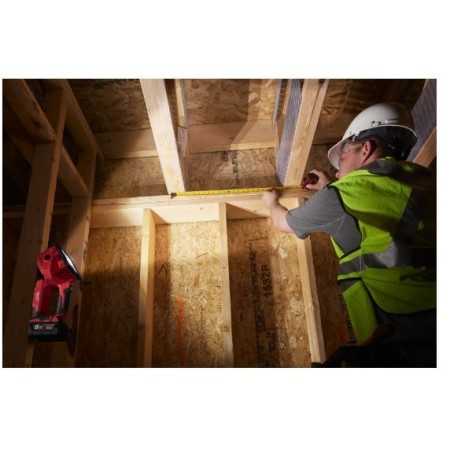 Faro M18 SLED-0 con LED M18 a lunga distanza 1250 lumen