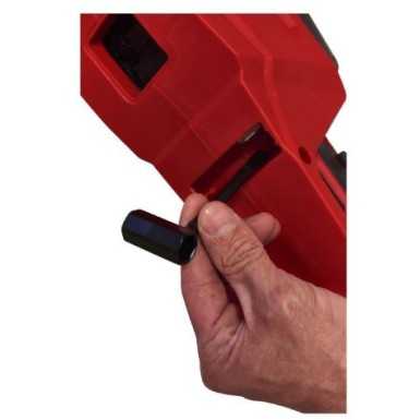 ELETTROSEGA M18 FUEL™ CON BARRA DA 35 CM M18 FCHS35-0