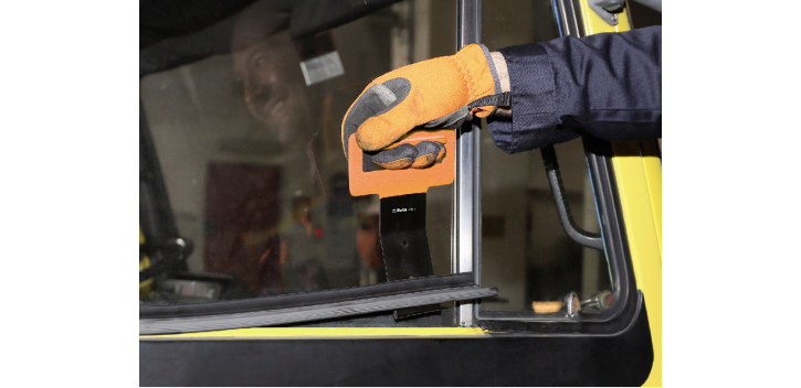 ESTRATTORE PER RASCHIAVETRI CON IMPUGNATURA BETA 1766ER