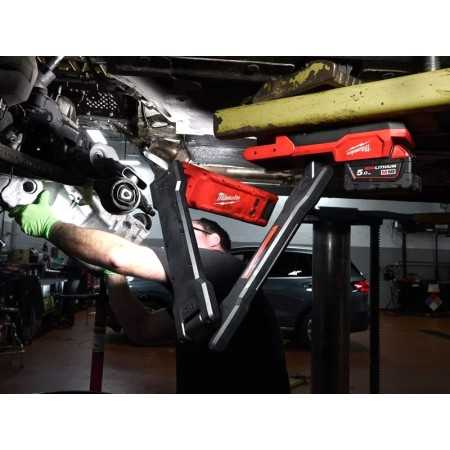 Lampada sottoscocca Milwaukee M18 ABL-0 0-2500 lumen per mezzi pesanti