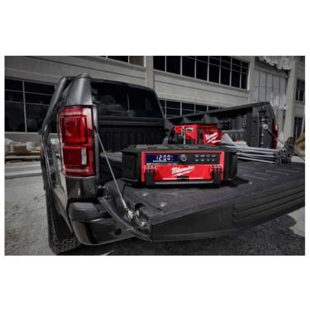 Radio DAB+ e Caricabatterie M18™ PACKOUT™ Batteria/Corrente