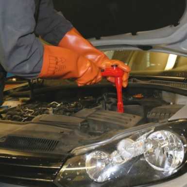 Assortimento di 32 utensili isolati per auto ibride, in cestello plasico 2115PL-MQ32 Beta