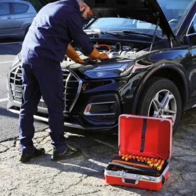 Valigia con assortimento di 43 utensili per veicoli ibridi ed elettrici 2029EM Beta