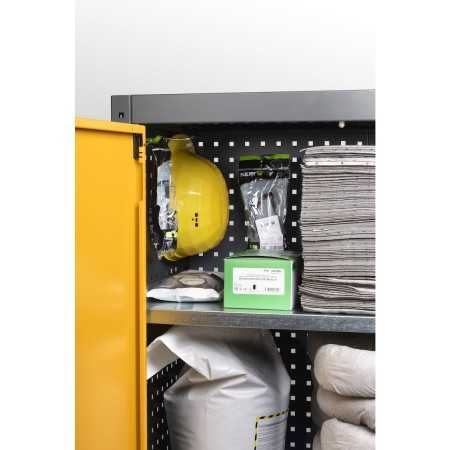 Armadio per infiammabili ad ante a battente con vasca stagna esterna 391A 01Fami