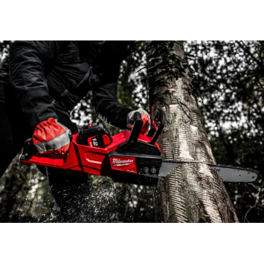 Elettrosega M18 FUEL™ con barra da 40 cm M18 FCHS-122