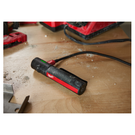 Torcia compatta 500L con batteria interna ricaricabile USB IR FL500