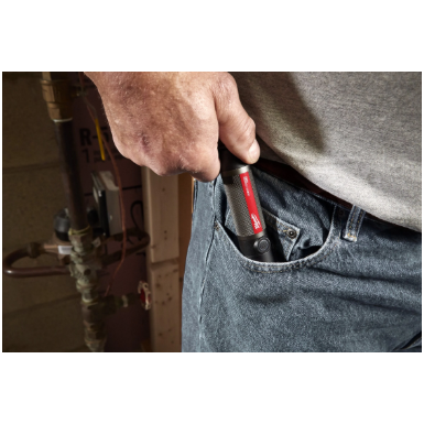 Torcia compatta 800L ricaricabile con USB L4 FMLED-301