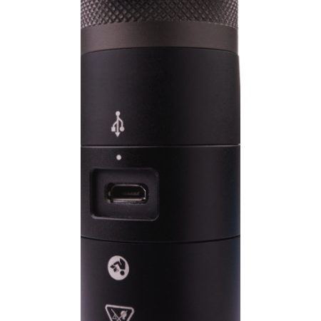 Torcia compatta 800L ricaricabile con USB L4 FMLED-301