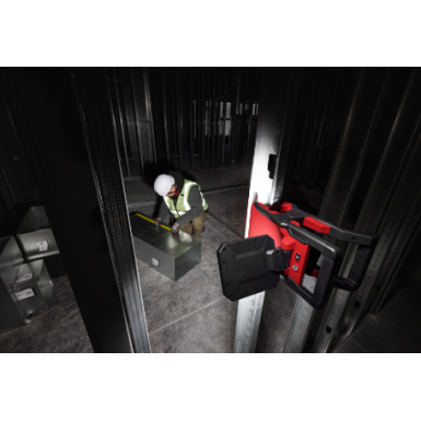 Faro LED M18™ con testa direzionabile - ideale per ponteggi M18 PAL2-0