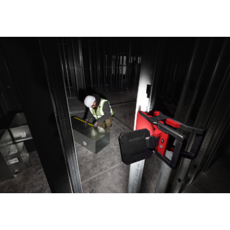 Faro LED M18™ con testa direzionabile - ideale per ponteggi M18 PAL2-0