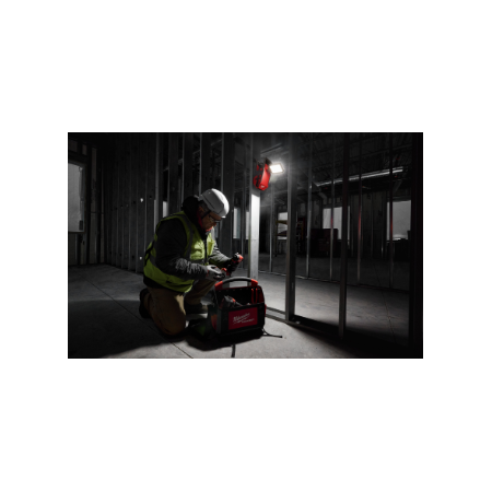 Faro LED M18™ con testa direzionabile - ideale per ponteggi M18 PAL2-0