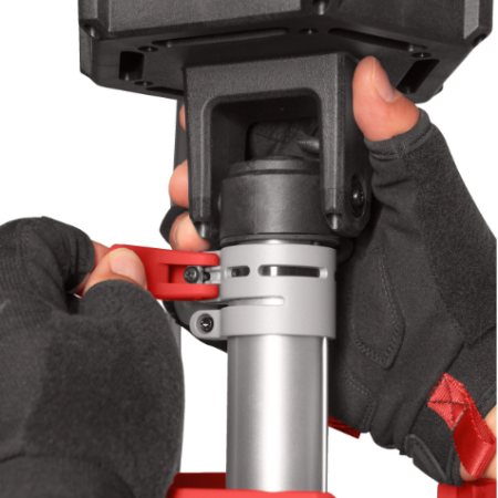 Torre faro LED multidirezionale con treppiede M18™ 2.800 lumen M18 SAL2-0