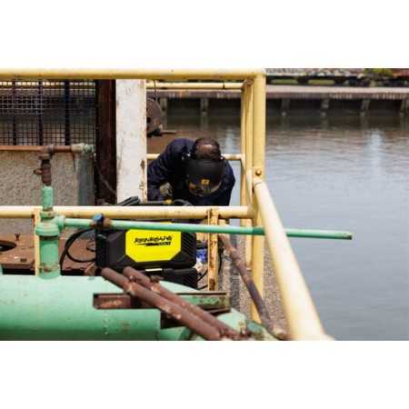 Renegade VOLT ES 200i Saldatrice elettrodo alimentata a batteria Esab