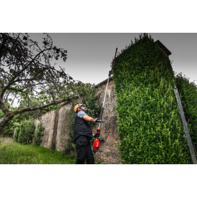 Tagliasiepi ad asta 267 cm M18 FUEL™ M18 FHETE27-802