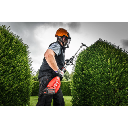 Tagliasiepi ad asta 216 cm M18 FUEL™ M18 M18 FHETE22-802