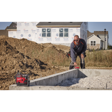 Laser lineare Verde M12™ a 3 linee 360° con auto allineamento M12 A3PLO-401C