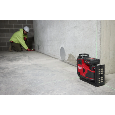 Laser lineare Verde M12™ a 3 linee 360° con auto allineamento M12 A3PLO-401C