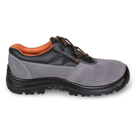 SCARPE IN PELLE SCAMOSCIATA, TRAFORATA ART. 7246BK
