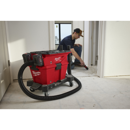 Aspiratore solidi/liquidi classe L M18 FUEL™ NEXUS doppia batteria M18 F2VC23LG2-0