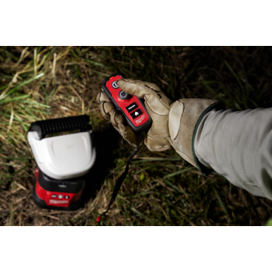 Faro LED M18™ a lunga distanza direzionabile da remoto M18 URSL-0