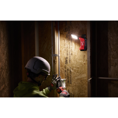 Faro LED ruotabile M12™ PACKOUT™ con Power Bank M12 ALIP-0