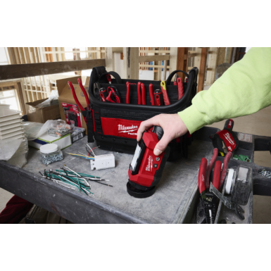 Faro LED ruotabile M12™ PACKOUT™ con Power Bank M12 ALIP-0