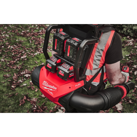 Soffiatore spalleggiato 20.5N doppia batteria (2x18V) M18 FUEL™M18 F2BPB-124