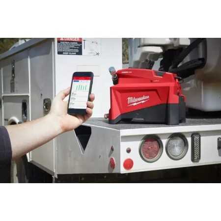 Mini pompa idraulica 700 bar per tagliare/crimpare cavi 18V - senza batteria M18 HMP700-0