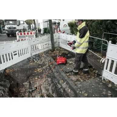 Mini pompa idraulica 700 bar per tagliare/crimpare cavi 18V - senza batteria M18 HMP700-0