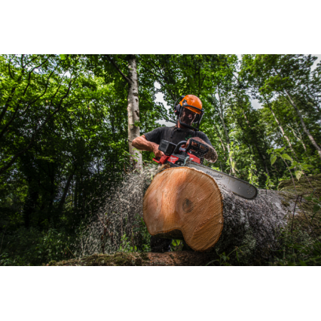 Elettrosega M18 FUEL™ doppia batteria (2x18V) con barra da 50 cm M18 F2CHS50-802