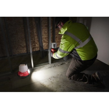 Lanterna LED 360° M18™ M18 TAL-0