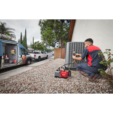 Pompa per il vuoto bistadio 142 l/min M18 FVP5-801