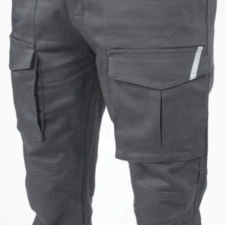 Tuta da lavoro in 100% cotone elasticizzato, comoda e resistente. BETA 7935MG