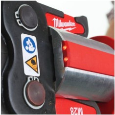 Pressatrice idraulica Brushless Forge Logic M18 BLHPT202CTH-SET2 2