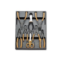 TERMOFORMATO CON 8 UTENSILI ART. T140